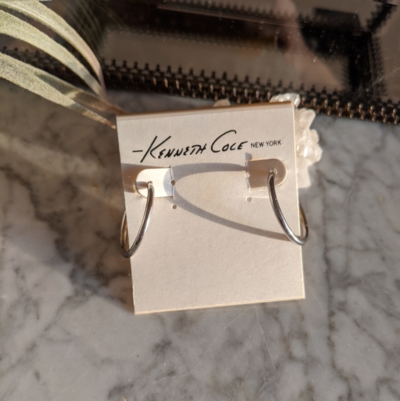 Kenneth Cole New York silver color earrings - Picture 2 of 3